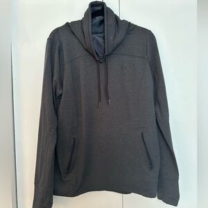 Under Armour funnelnexk pullover Sz L
